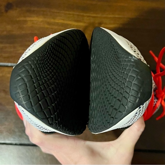 Under Armour Charged Women’s Sneakers – Size 6.5 - Picture 5 of 8